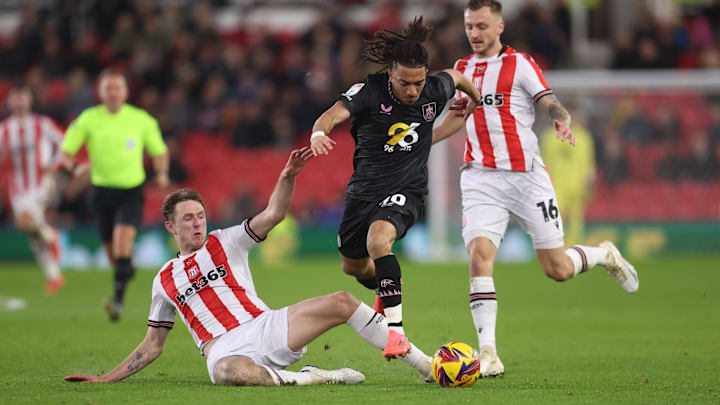 Stoke City prepare for tough test against Burnley in early 2025