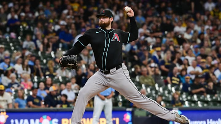 Sep 22, 2024; Milwaukee, Wisconsin, USA; Arizona Diamondbacks starting pitcher Jordan Montgomery (52) pitches in the first inning against the Milwaukee Brewers at American Family Field. Mandatory Credit: Benny Sieu-Imagn Images Sep 22, 2024; Milwaukee, Wisconsin, USA; Arizona Diamondbacks starting pitcher Jordan Montgomery (52) pitches in the first inning against the Milwaukee Brewers at American Family Field. Mandatory Credit: Benny Sieu-Imagn Images