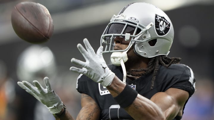November 5, 2023; Paradise, Nevada, USA; Las Vegas Raiders wide receiver Davante Adams (17) warms up before the game against the New York Giants at Allegiant Stadium. Mandatory Credit: Kyle Terada-USA TODAY Sports