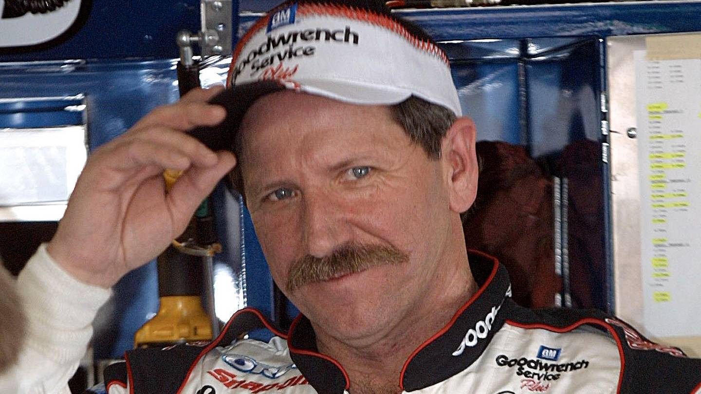 NASCARカップシリーズ史上最も偉大なドライバートップ10：第2位 デール・アーンハート