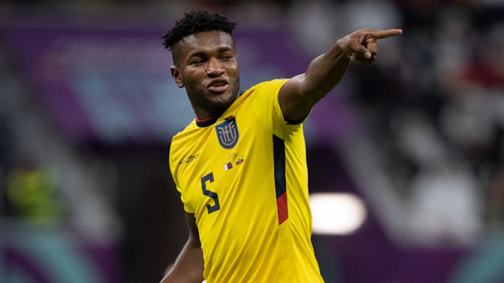 El ecuatoriano José Cifuentes de Los Ángeles FC podría marcharse a la Premier League de Inglaterra.