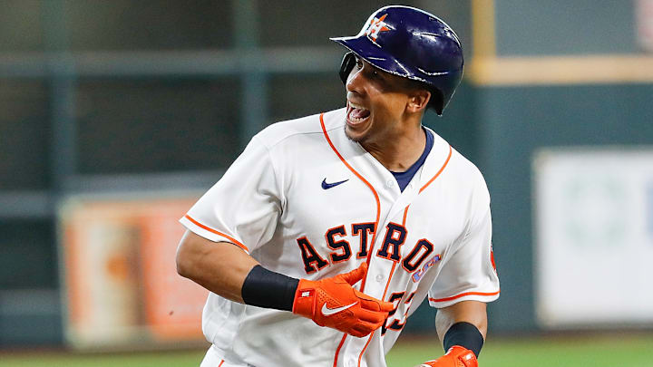 Michael Brantley seguirá en los Astros