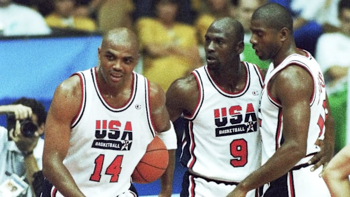 Michael Jordan and Magic Johnson highlight Hall of Famers included in PSA's Super Bowl Spotlight Auction.