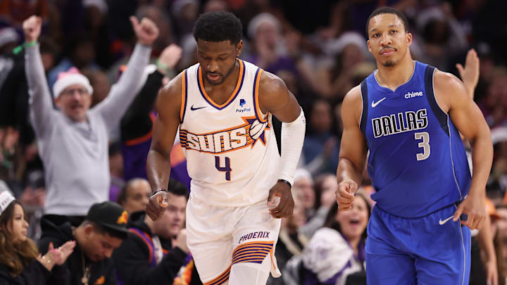 Dallas Mavericks v Phoenix Suns