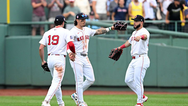 Jul 27, 2025; Boston, Massachusetts, USA; Boston Red Sox right fielder Roman Anthony (19) celebrates with left fielder Jarren Duran (16) and outfielder Wilyer Abreu (52) celebrate after a game against the Los Angeles Dodgers at Fenway Park. Mandatory Credit: Brian Fluharty-Imagn Images Jul 27, 2025; Boston, Massachusetts, USA; Boston Red Sox right fielder Roman Anthony (19) celebrates with left fielder Jarren Duran (16) and outfielder Wilyer Abreu (52) celebrate after a game against the Los Angeles Dodgers at Fenway Park. Mandatory Credit: Brian Fluharty-Imagn Images