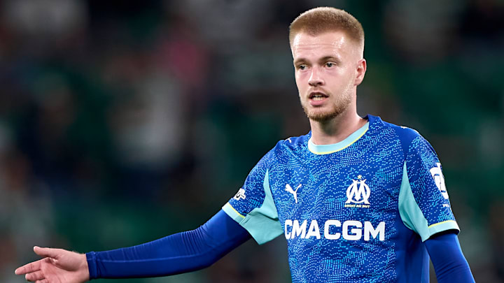 Arthur Vermeeren a signé en prêt avec option d'achat cet été.