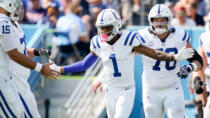 Indianapolis Colts wide receiver Josh Downs (1) brings in a touchdown against the Tennessee Titans during the first quarter at Nissan Stadium in Nashville, Tenn., Sunday, Oct. 13, 2024.