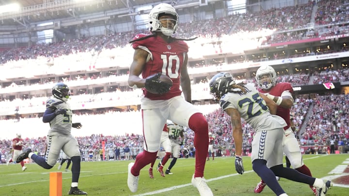 Nov 6, 2022; Phoenix, Ariz., United States;  Arizona Cardinals wide receiver DeAndre Hopkins (10)