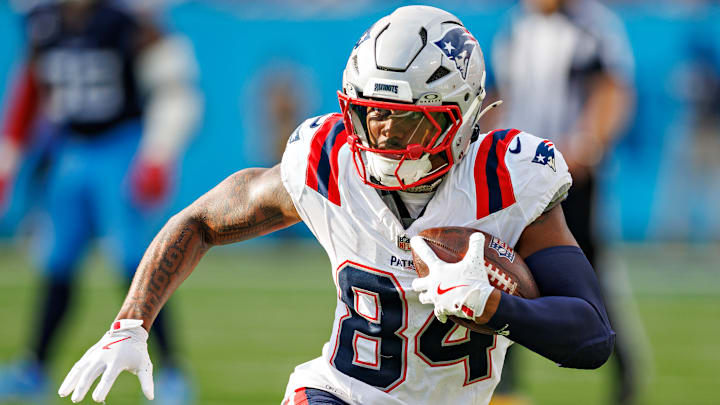 New England Patriots v Tennessee Titans
