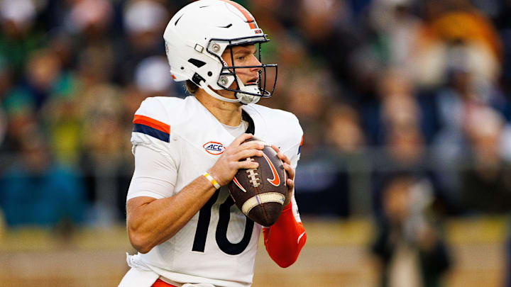 Virginia quarterback Anthony Colandrea (10) looks for an open receiver during a NCAA college football game against Notre Dame at Notre Dame Stadium on Saturday, Nov. 16, 2024, in South Bend. Virginia quarterback Anthony Colandrea (10) looks for an open receiver during a NCAA college football game against Notre Dame at Notre Dame Stadium on Saturday, Nov. 16, 2024, in South Bend.