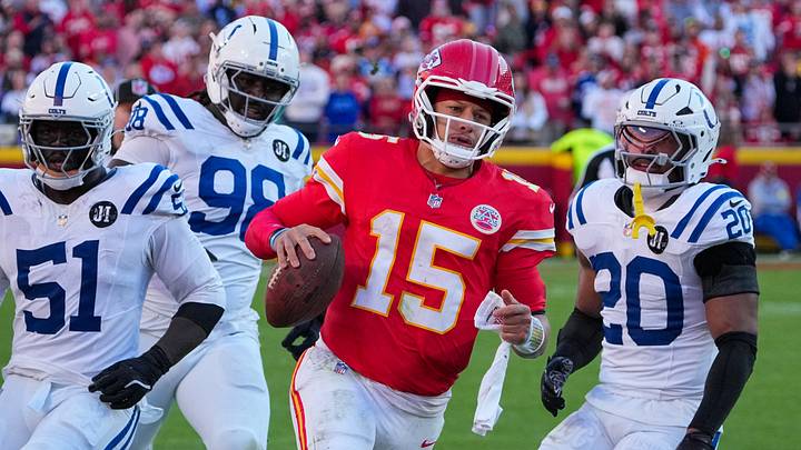 Bet the Chiefs to win and cover against the Colts on Sunday Night Football. Bet the Chiefs to win and cover against the Colts on Sunday Night Football.