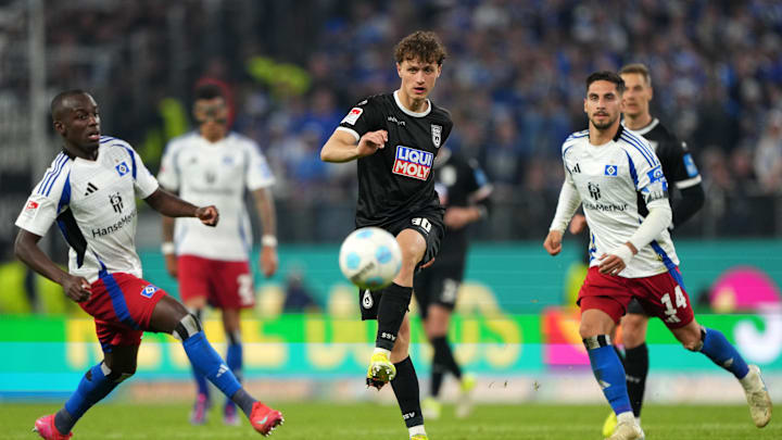 Maurice Krattenmacher (m.) kehrt vorzeitig nach München zurück