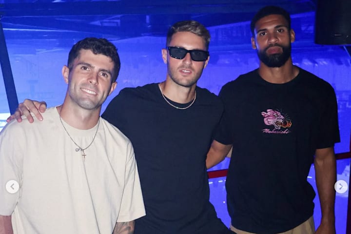 คริสเตียน พูลิซิช, ซานติอาโก้ ฮิเมเนซ และรูเบน ลอฟตัส-ชีค คริสเตียน พูลิซิช, ซานติอาโก้ ฮิเมเนซ และรูเบน ลอฟตัส-ชีค