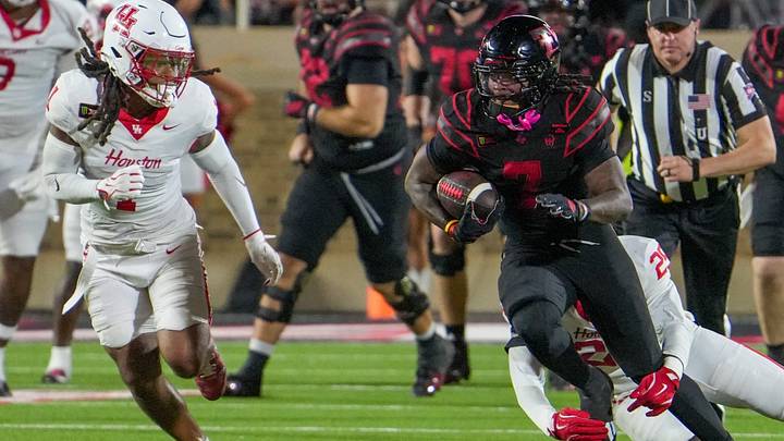 Texas Tech's Terrance Carter Jr. runs after a catch against Houston during a Big 12 Conference football game, Friday, Sept. 18, 2026, at Galaxy Stadium. Texas Tech's Terrance Carter Jr. runs after a catch against Houston during a Big 12 Conference football game, Friday, Sept. 18, 2026, at Galaxy Stadium.