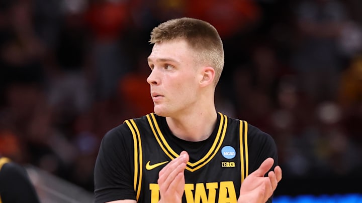 Mar 28, 2026; Houston, TX, USA; Iowa Hawkeyes guard Bennett Stirtz (14) reacts in the first half against the Illinois Fighting Illini during an Elite Eight game of the South Regional of the men's 2026 NCAA Tournament at Toyota Center. Mandatory Credit: Troy Taormina-Imagn Images Mar 28, 2026; Houston, TX, USA; Iowa Hawkeyes guard Bennett Stirtz (14) reacts in the first half against the Illinois Fighting Illini during an Elite Eight game of the South Regional of the men's 2026 NCAA Tournament at Toyota Center. Mandatory Credit: Troy Taormina-Imagn Images