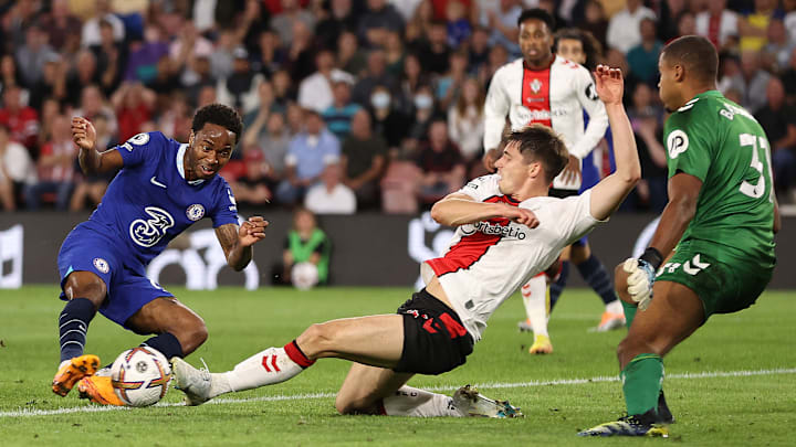 A partida entre Chelsea e Southampton na Premier League promete ser acirrada. 