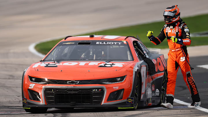 Chase Elliott, Hooters, Hendrick Motorsports, Texas Motor Speedway, NASCAR Cup Series