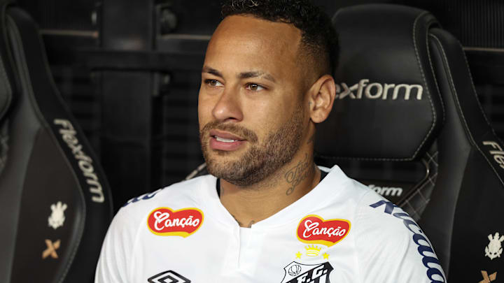 Neymar é o camisa 10 do Santos
