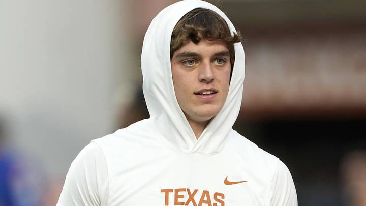 Texas Longhorns quarterback Arch Manning