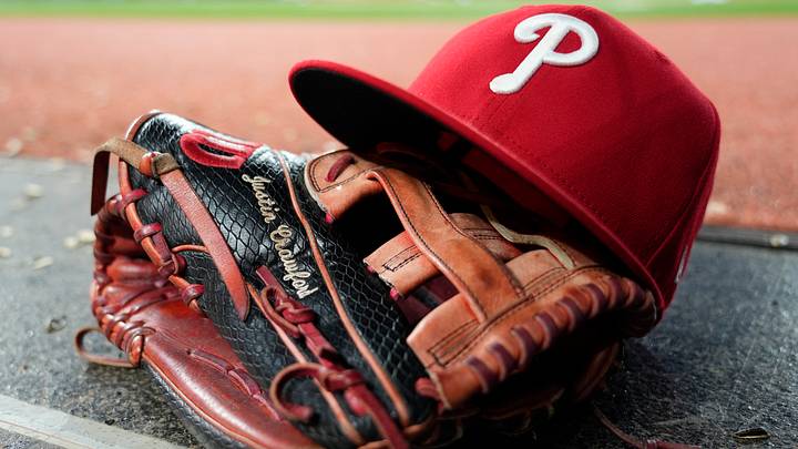 Jun 8, 2026; Toronto, Ontario, CAN; The glove and hat of Philadelphia Phillies center fielder Justin Crawford (2) in the dugout during a game against the Toronto Blue Jays at Rogers Centre. Mandatory Credit: John E. Sokolowski-Imagn Images Jun 8, 2026; Toronto, Ontario, CAN; The glove and hat of Philadelphia Phillies center fielder Justin Crawford (2) in the dugout during a game against the Toronto Blue Jays at Rogers Centre. Mandatory Credit: John E. Sokolowski-Imagn Images