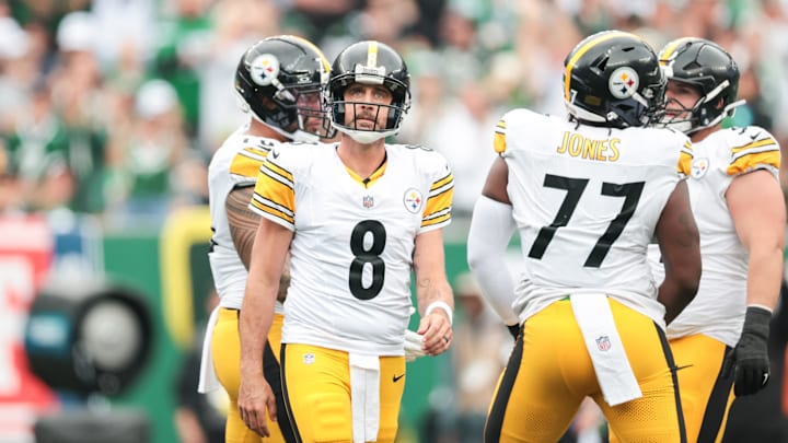 The Pittsburgh Steelers and quarterback Aaron Rodgers are favored at home in Week 2. The Pittsburgh Steelers and quarterback Aaron Rodgers are favored at home in Week 2.