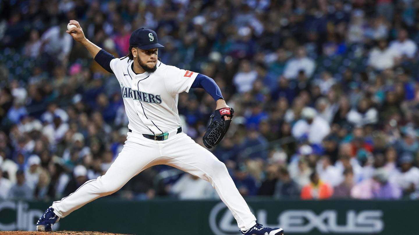 Mariners Offensive Disaster Overshadowed Bryce Miller-Luis Castillo Piggyback Plan