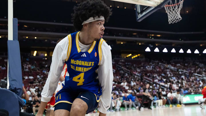 Kansas basketball recruiting target Tyran Stokes (4) 