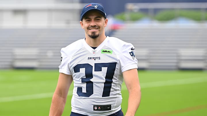 Romo shined in the wake of the Falcons' need for a new kicker