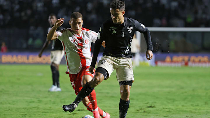 Vasco x Internacional se enfrentam pelo Brasileirão 2025