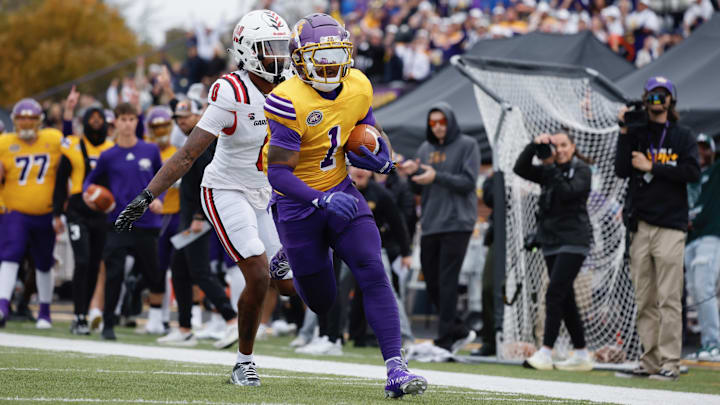 Tennessee Tech wide receiver Tre' Holloway (1)