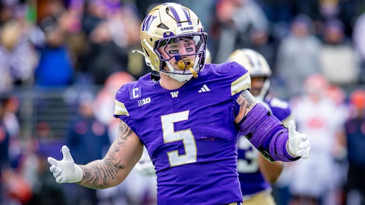 Zach Durfee is always looking to wrap up on someone. 