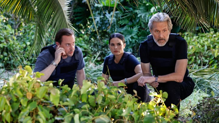“Prodigal Son (Part I“Prodigal Son (Part II)” – NCIS. Pictured (L-R): Sean Murray as Special Agent Timothy McGee, Katrina Law as NCIS Special Agent Jessica Knight, and Gary Cole as NCIS Special Agent Alden Parker. Photo: Sonja Flemming/CBS ©2025 CBS Broadcasting, Inc. All Rights Reserved.