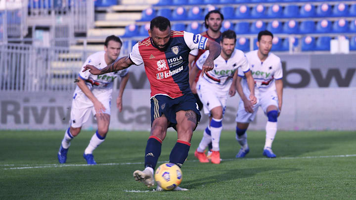João Pedro, do Cagliari, é uma das sensações do futebol italiano