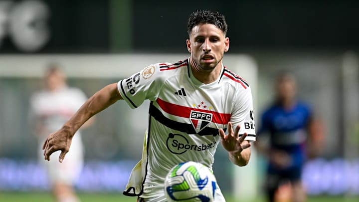 Calleri deve começar como titular contra o Galo