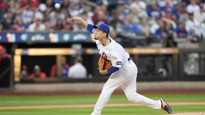 Aug 25, 2025; New York City, New York, USA; New York Mets pitcher Kodai Senga (34) delivers a pitch against the Philadelphia Phillies during the first inning at Citi Field. Mandatory Credit: Gregory Fisher-Imagn Images Aug 25, 2025; New York City, New York, USA; New York Mets pitcher Kodai Senga (34) delivers a pitch against the Philadelphia Phillies during the first inning at Citi Field. Mandatory Credit: Gregory Fisher-Imagn Images