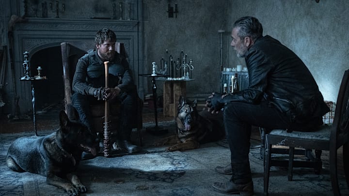 Jeffrey Dean Morgan as Negan,
Jake Weary as Christos - The Walking Dead: Dead City _ Season 2, Episode 5 - Photo Credit: Robert Clark/AMC Jeffrey Dean Morgan as Negan,
Jake Weary as Christos - The Walking Dead: Dead City _ Season 2, Episode 5 - Photo Credit: Robert Clark/AMC