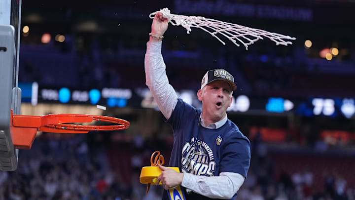 Connecticut Huskies head coach Dan Hurley