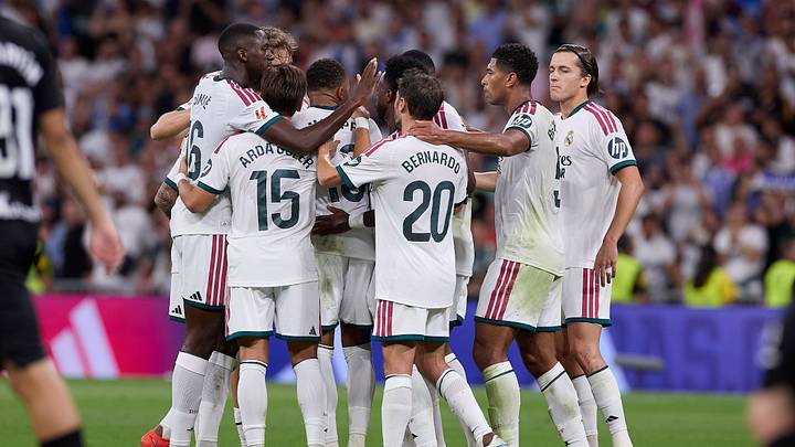 Real Madrid CF players celebrate a goal during the LaLiga EA Real Madrid CF players celebrate a goal during the LaLiga EA