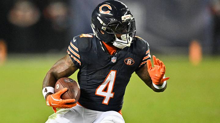 Oct 22, 2026; Chicago, Illinois, USA; Chicago Bears running back D'Andre Swift (4)