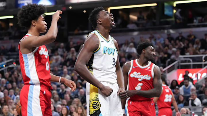 Memphis Grizzlies v Indiana Pacers