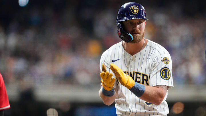 Cincinnati Reds v Milwaukee Brewers