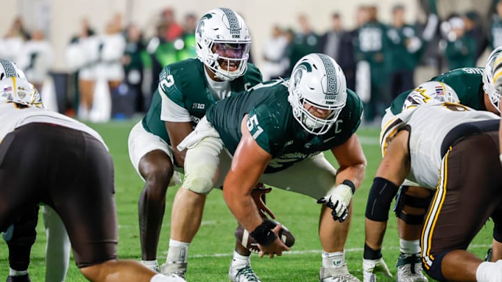 Aidan Chiles (2), Matt Gulbin (51)