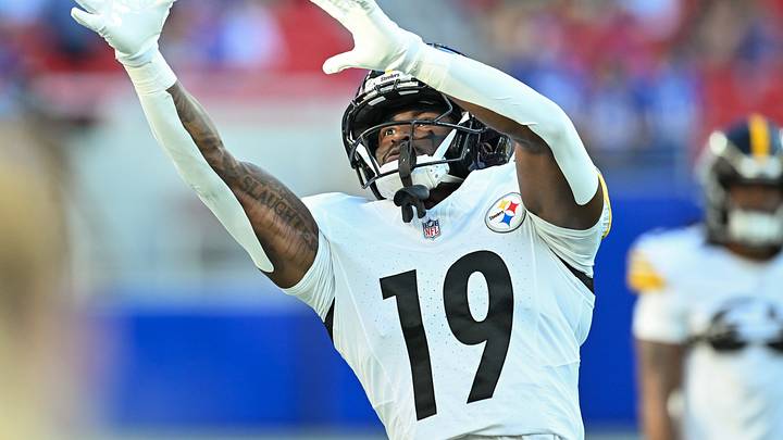 Aug 27, 2026; Orchard Park, New York, USA; Pittsburgh Steelers defensive back Doneiko Slaughter (19) warms up prior to a preseason game against the Buffalo Bills at New Highmark Stadium. Mandatory Credit: Mark Konezny-Imagn Images