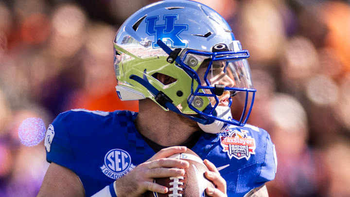 TaxSlayer Gator Bowl - Clemson v Kentucky