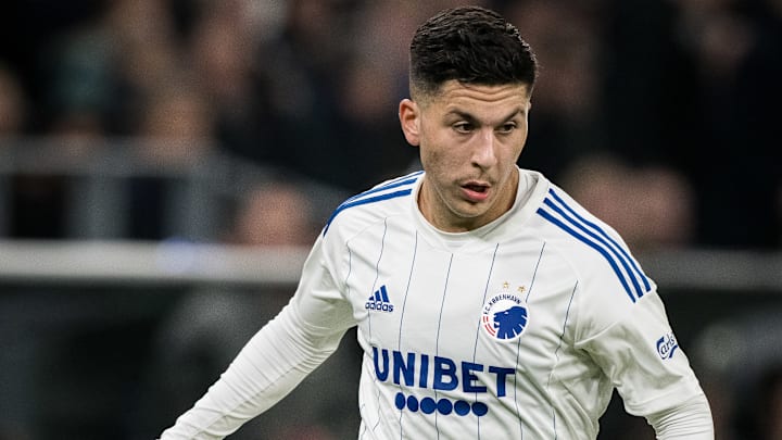 Roony Bardghji a récemment rejoint le FC Barcelone. Roony Bardghji a récemment rejoint le FC Barcelone.