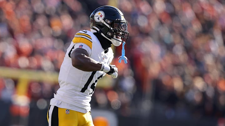 Dec 1, 2024; Cincinnati, Ohio, USA; Pittsburgh Steelers wide receiver George Pickens (14) reacts to a penalty called against him for unsportsmanlike conduct during the second quarter against the Cincinnati Bengals at Paycor Stadium. Mandatory Credit: Joseph Maiorana-Imagn Images