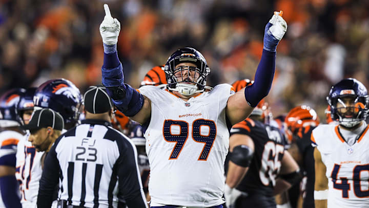 Dec 28, 2024; Cincinnati, Ohio, USA; Denver Broncos defensive end Zach Allen (99) reacts after a play against the Cincinnati Bengals in the second half at Paycor Stadium. Dec 28, 2024; Cincinnati, Ohio, USA; Denver Broncos defensive end Zach Allen (99) reacts after a play against the Cincinnati Bengals in the second half at Paycor Stadium.