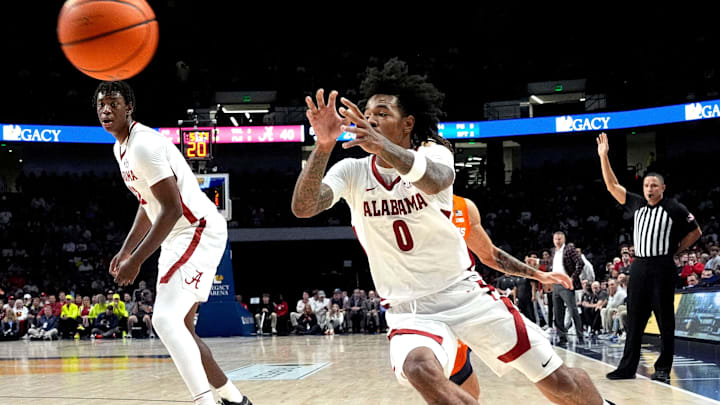 Nov 20, 2024; Birmingham, AL, USA; Alabama guard Labaron Philon (0) sprints to the ball on an inbound play against Illinois in the CM Newton Classic at Legacy Arena. Mandatory Credit: Gary Cosby Jr.-Tuscaloosa News Nov 20, 2024; Birmingham, AL, USA; Alabama guard Labaron Philon (0) sprints to the ball on an inbound play against Illinois in the CM Newton Classic at Legacy Arena. Mandatory Credit: Gary Cosby Jr.-Tuscaloosa News
