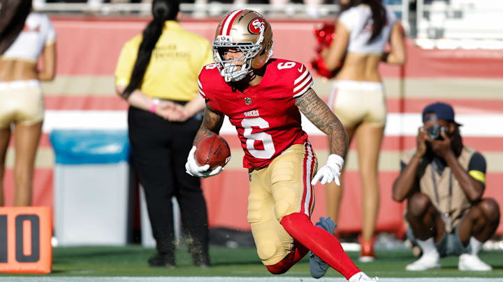 Aug 23, 2025; Santa Clara, California, USA; San Francisco 49ers wide receiver Skyy Moore (6) returns a punt during the first quarter against the Los Angeles Chargers uat Levi's Stadium. Mandatory Credit: Sergio Estrada-Imagn Images Aug 23, 2025; Santa Clara, California, USA; San Francisco 49ers wide receiver Skyy Moore (6) returns a punt during the first quarter against the Los Angeles Chargers uat Levi's Stadium. Mandatory Credit: Sergio Estrada-Imagn Images