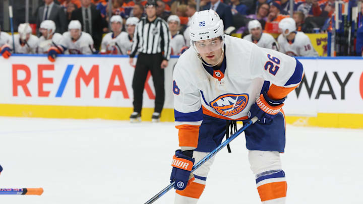 New York Islanders v Edmonton Oilers